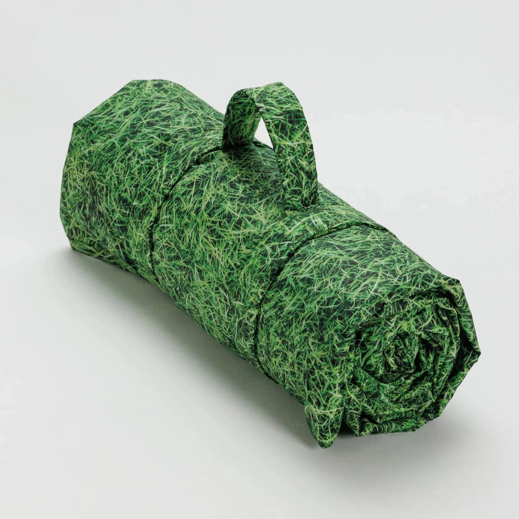 Baggu Puffy Picnic Blanket - Grass | Garian