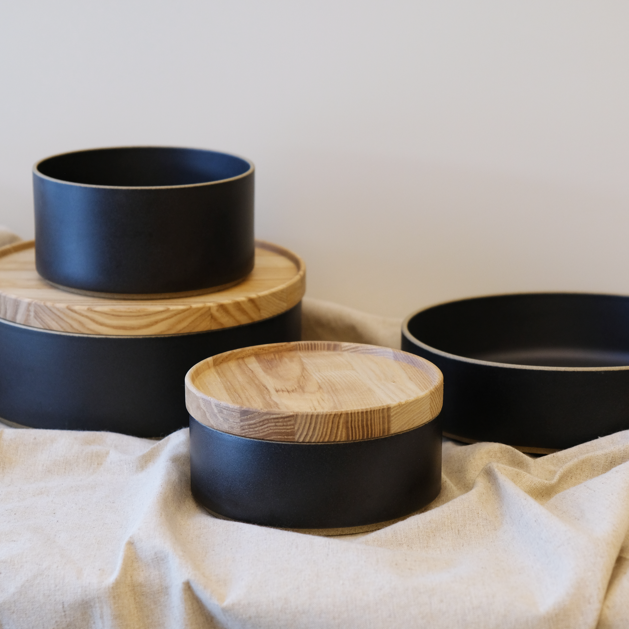 Hasami Porcelain | Black Colour Bowl | Garian